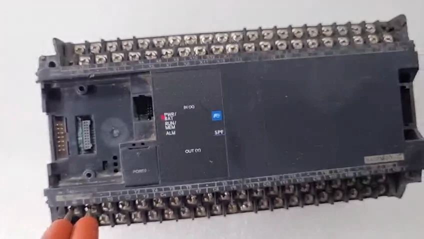 FUJI ELECTRIC NA0PA60T-34C 24VDC 36W PROGRAMMABLE CONTROLLER (ALARAM ERROR)